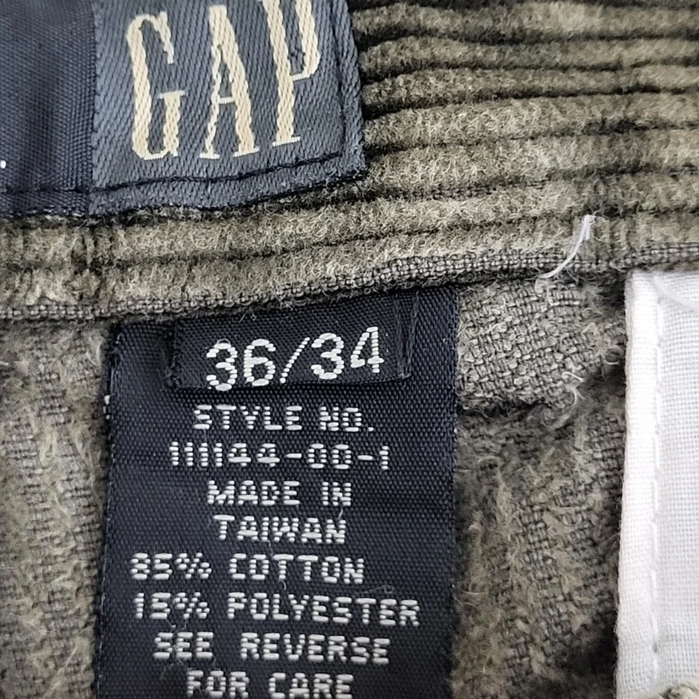Gap Corduroy Pants Mens Relaxed Fit Pleated Olive 36x34 Fit 34x32 cuffed